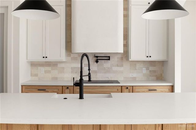 1012 N Trinity Street, Edinburg, TX 78541