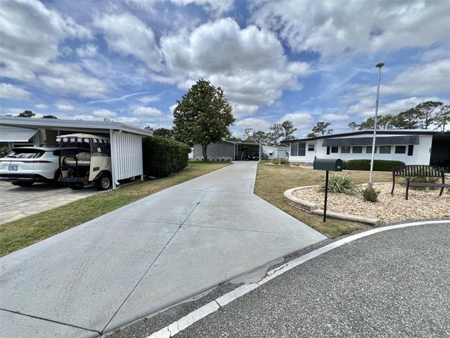 102 DOGWOOD TRAIL, Leesburg, FL 34748