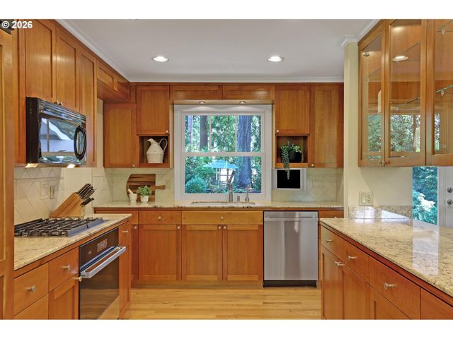 130 Nw 101ST Ave, Portland, OR 97229
