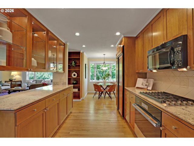 130 Nw 101ST Ave, Portland, OR 97229