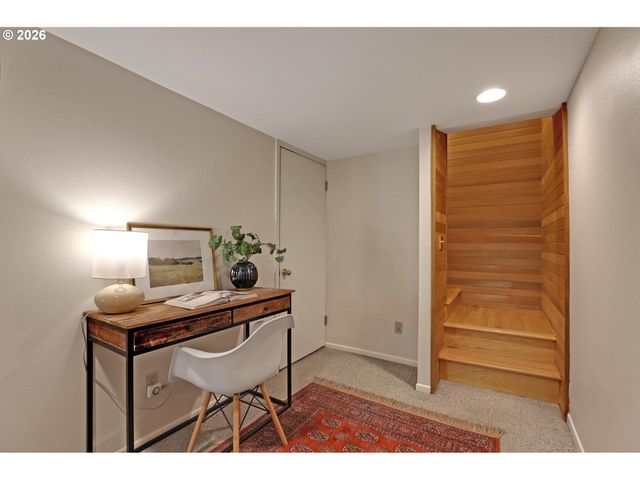 130 Nw 101ST Ave, Portland, OR 97229