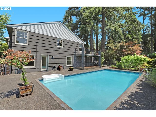 130 Nw 101ST Ave, Portland, OR 97229