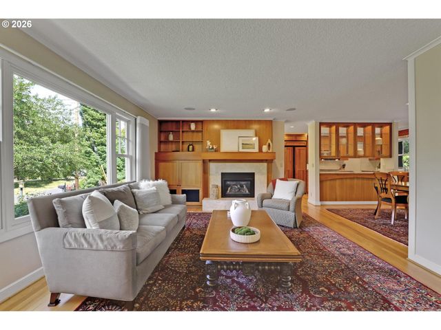 130 Nw 101ST Ave, Portland, OR 97229