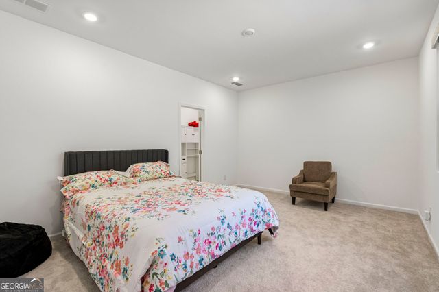 1763 Fawlocke Run, Loganville, GA 30052