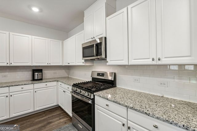 1763 Fawlocke Run, Loganville, GA 30052