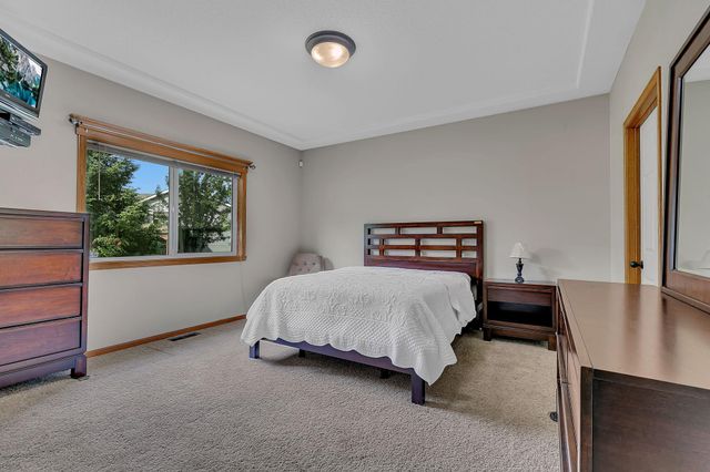 1012 Cory Lane, Saint Cloud, MN 56303