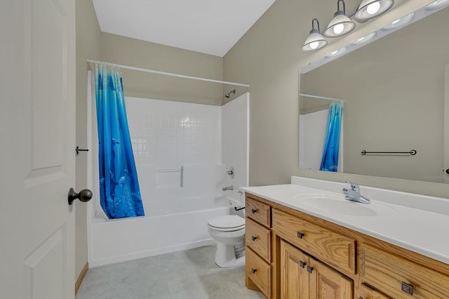 1012 Cory Lane, Saint Cloud, MN 56303
