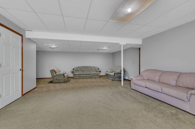 1012 Cory Lane, Saint Cloud, MN 56303