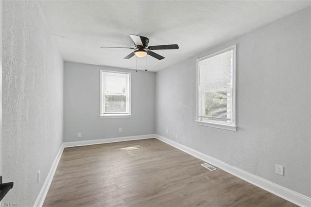 3101 Bapaume AVE, Norfolk, VA 23509