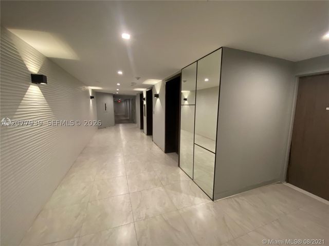 2555 Collins Ave PH114, Miami Beach, FL 33140