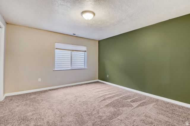 6456 S MOUNT WHITNEY LN, Salt Lake City, UT 84118