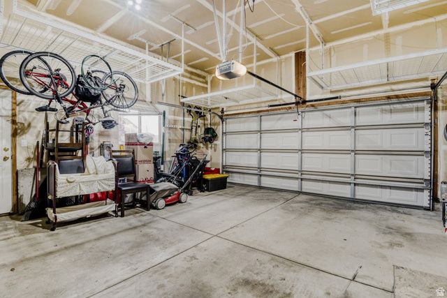 6456 S MOUNT WHITNEY LN, Salt Lake City, UT 84118