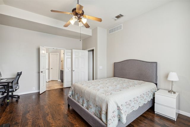 1756 Hidden Brook Drive, Grand Prairie, TX 75050