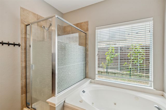 1756 Hidden Brook Drive, Grand Prairie, TX 75050