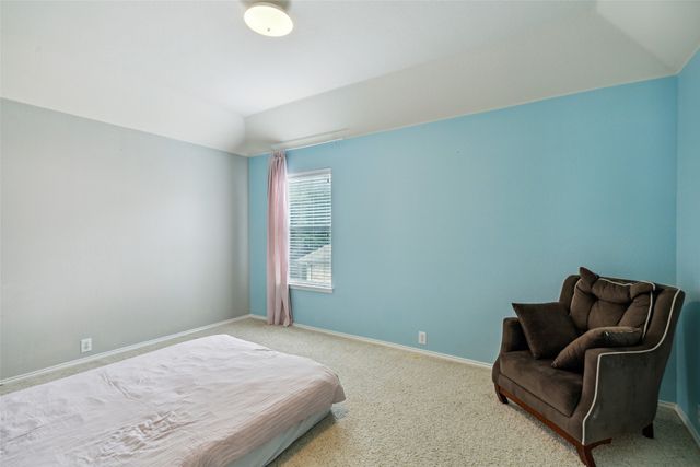 1756 Hidden Brook Drive, Grand Prairie, TX 75050