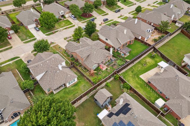 1756 Hidden Brook Drive, Grand Prairie, TX 75050