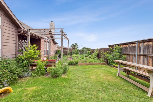 1756 Hidden Brook Drive, Grand Prairie, TX 75050
