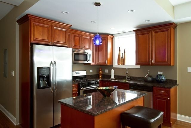 4755 S ST LAWRENCE Avenue B3, Chicago, IL 60615