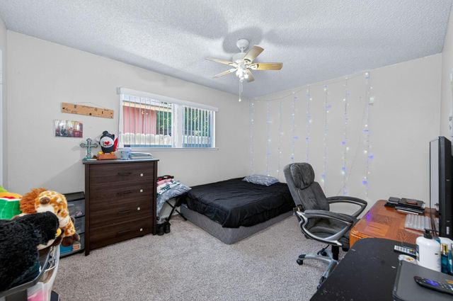1504 Scott Avenue, Clovis, CA 93611
