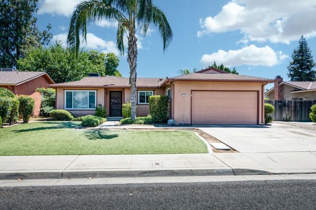 1504 Scott Avenue, Clovis, CA 93611