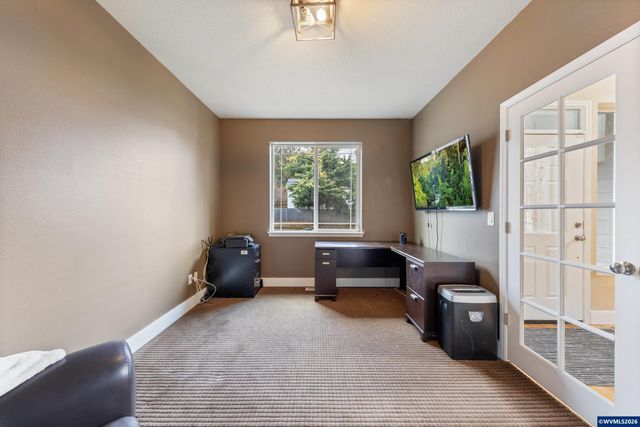 308 Holder Ln SE, Salem, OR 97306