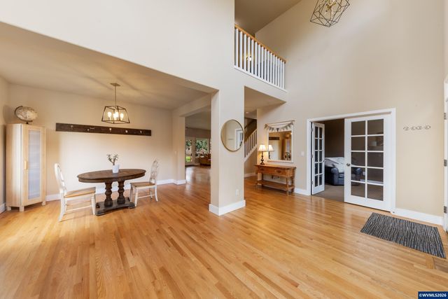 308 Holder Ln SE, Salem, OR 97306