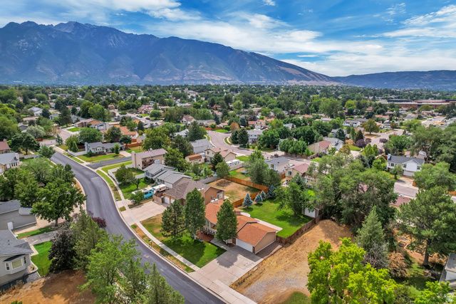 1028 E ANNABELLE LN, Sandy, UT 84094