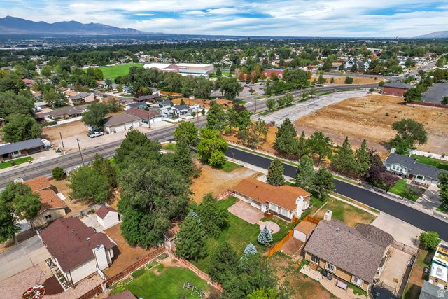 1028 E ANNABELLE LN, Sandy, UT 84094