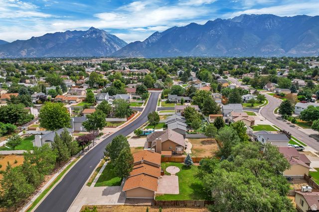 1028 E ANNABELLE LN, Sandy, UT 84094