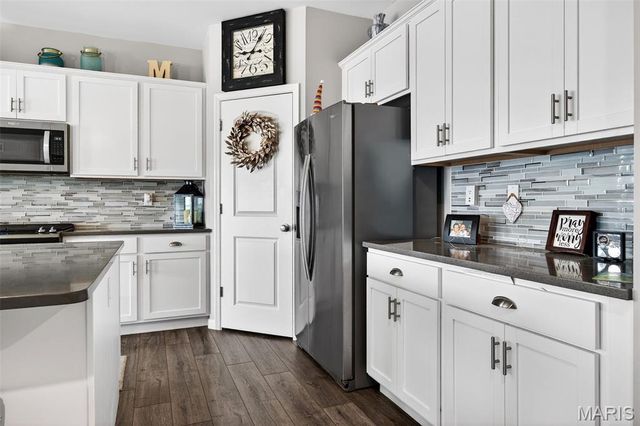 527 Columbia Downs, Lake St Louis, MO 63367