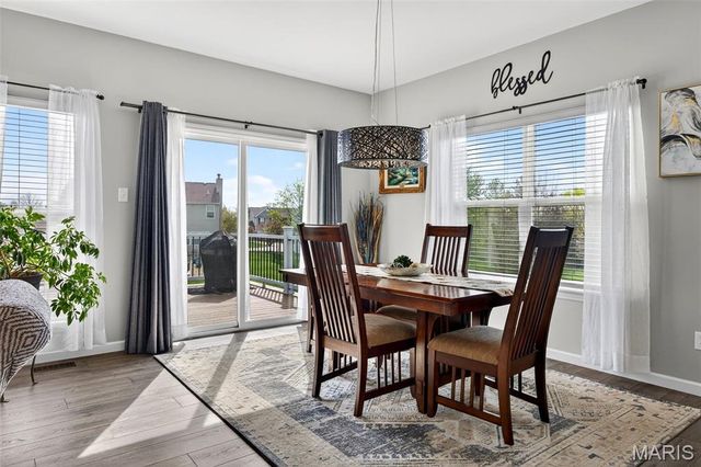 527 Columbia Downs, Lake St Louis, MO 63367