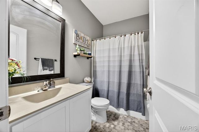 527 Columbia Downs, Lake St Louis, MO 63367