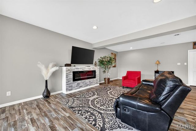 527 Columbia Downs, Lake St Louis, MO 63367