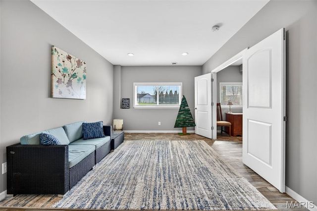 527 Columbia Downs, Lake St Louis, MO 63367