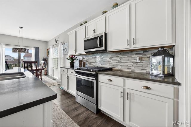 527 Columbia Downs, Lake St Louis, MO 63367