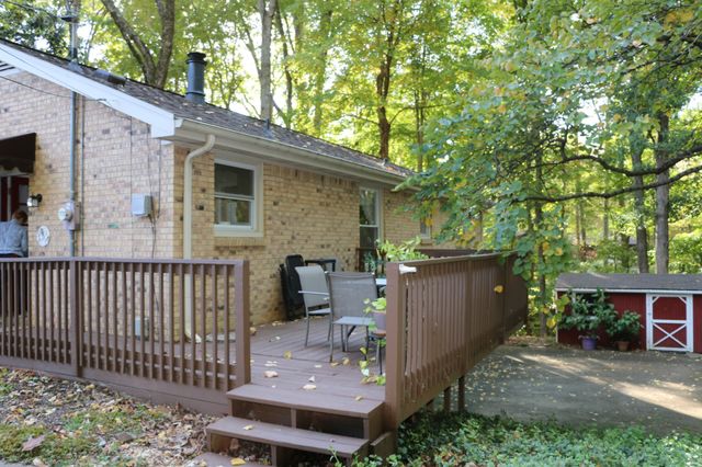 502 Bryan Rd, Clarksville, TN 37043