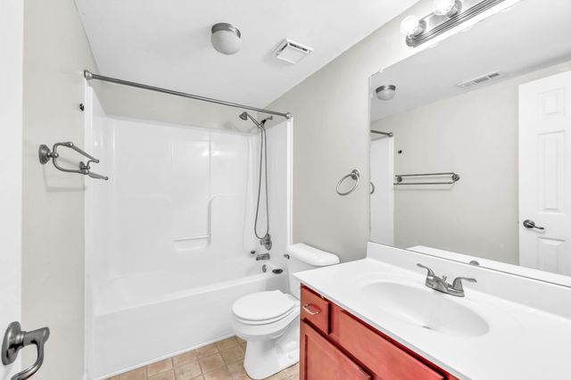 1663 Barrywood Cir, E, Clarksville, TN 37042