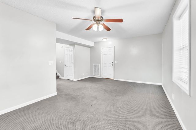 1663 Barrywood Cir, E, Clarksville, TN 37042