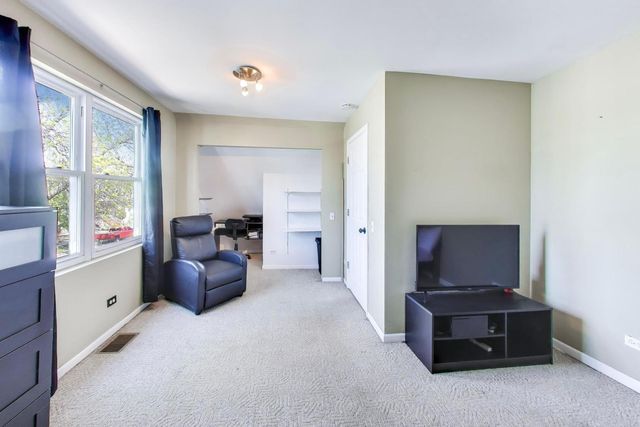 2315 N TRIPP Avenue, Chicago, IL 60639