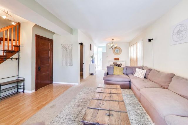 2315 N TRIPP Avenue, Chicago, IL 60639
