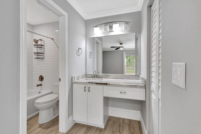 2900 Fiore Way 203, Delray Beach, FL 33445