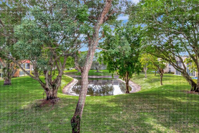 2900 Fiore Way 203, Delray Beach, FL 33445