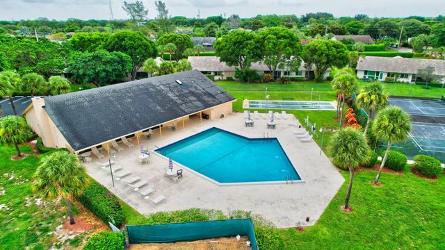 2900 Fiore Way 203, Delray Beach, FL 33445