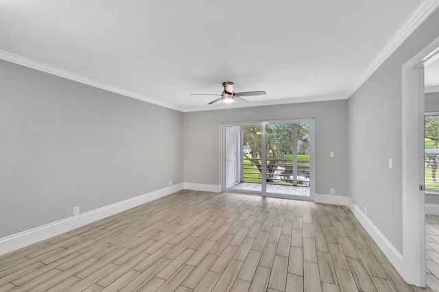 2900 Fiore Way 203, Delray Beach, FL 33445