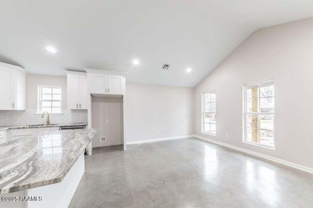 330 Jeanette Street B, Lafayette, LA 70506