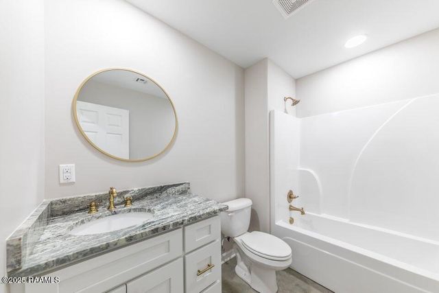 330 Jeanette Street B, Lafayette, LA 70506