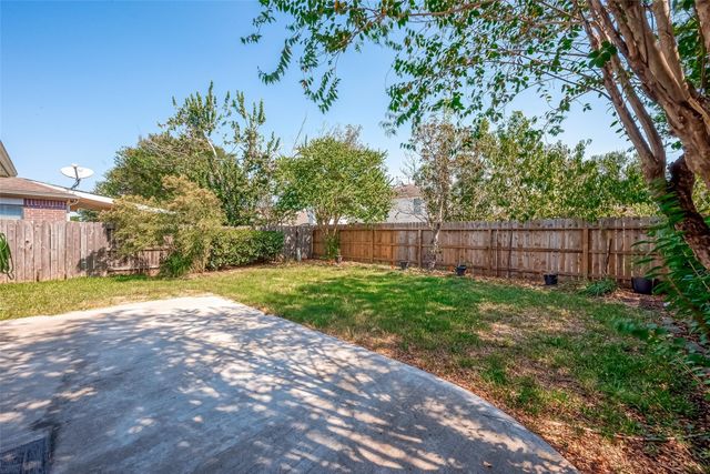 5910 Spring Sunrise Drive, Richmond, TX 77407