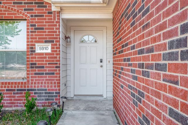 5910 Spring Sunrise Drive, Richmond, TX 77407