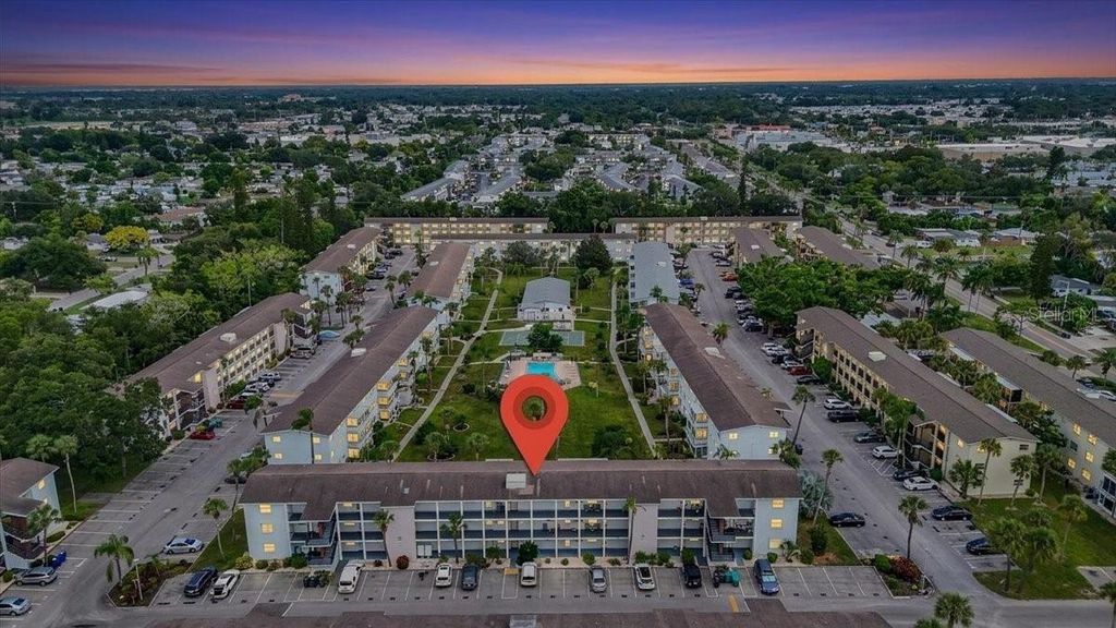 5883 GARDEN LANE H1, BRADENTON, FL 34207 — exterior