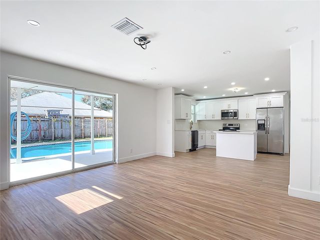 1428 MARGINA AVENUE, Daytona Beach, FL 32114
